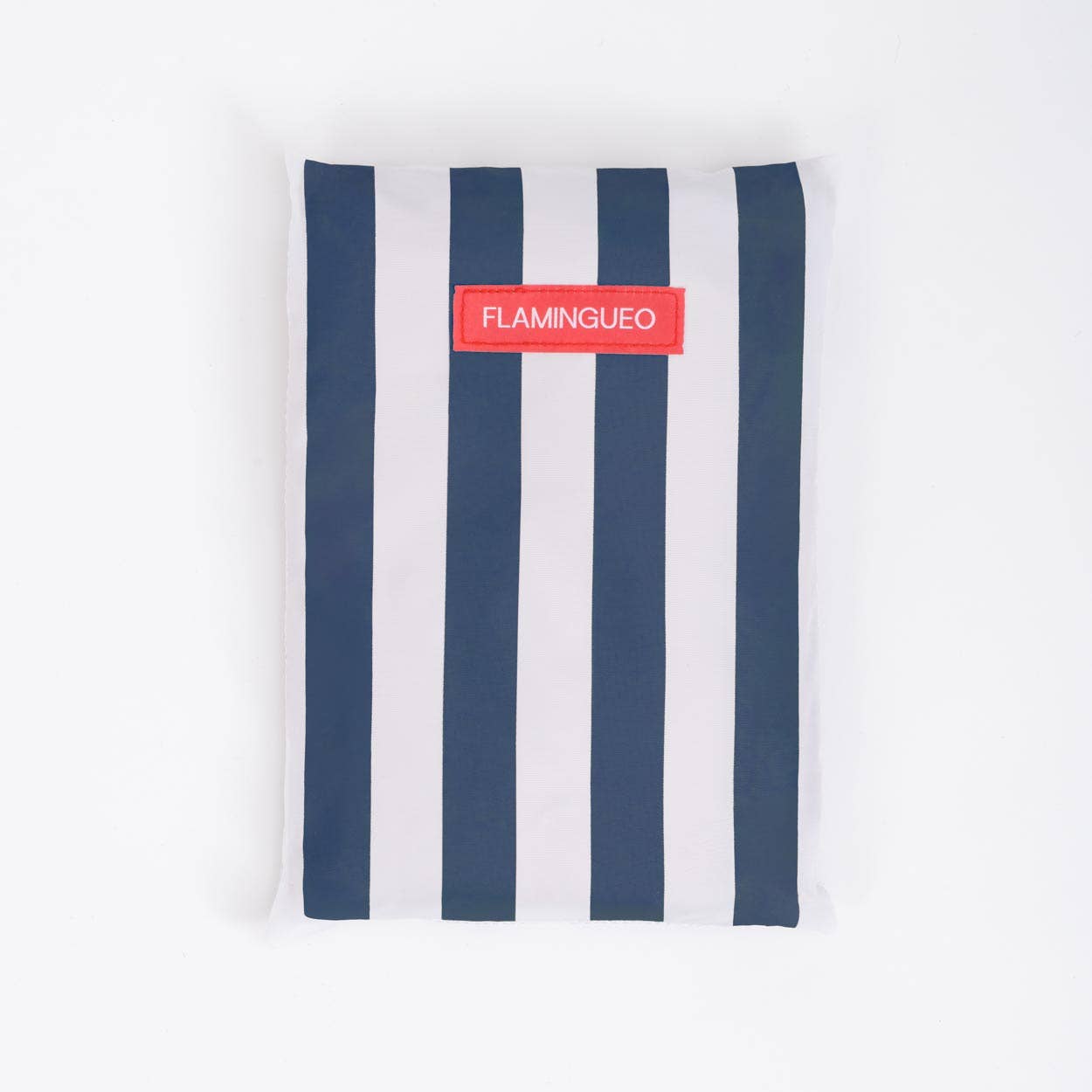 Serviette de plage bleue en microfibre