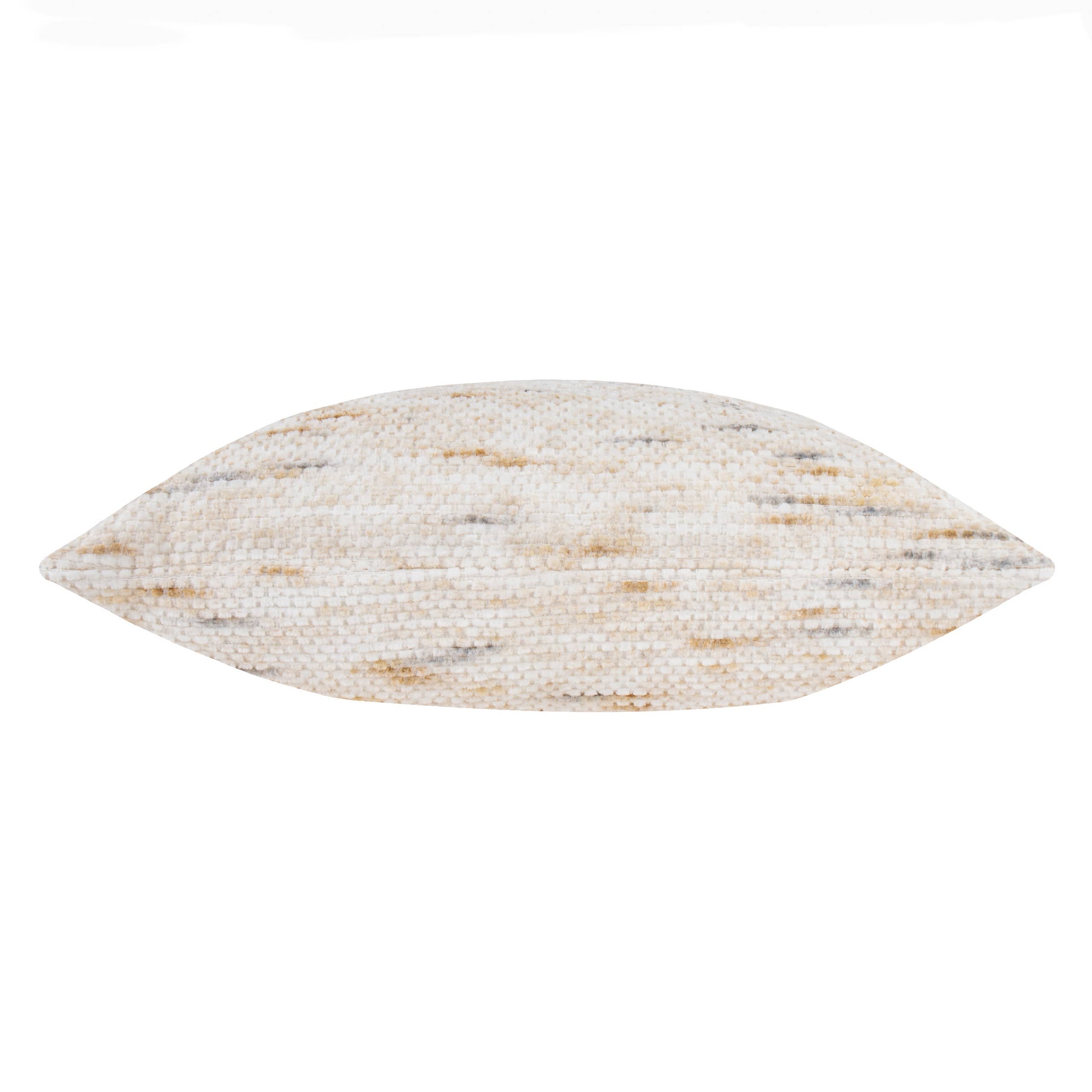 Coussin Chenille Malvern Naturel: Naturel / Garni en polyester / 45 x 45 cm