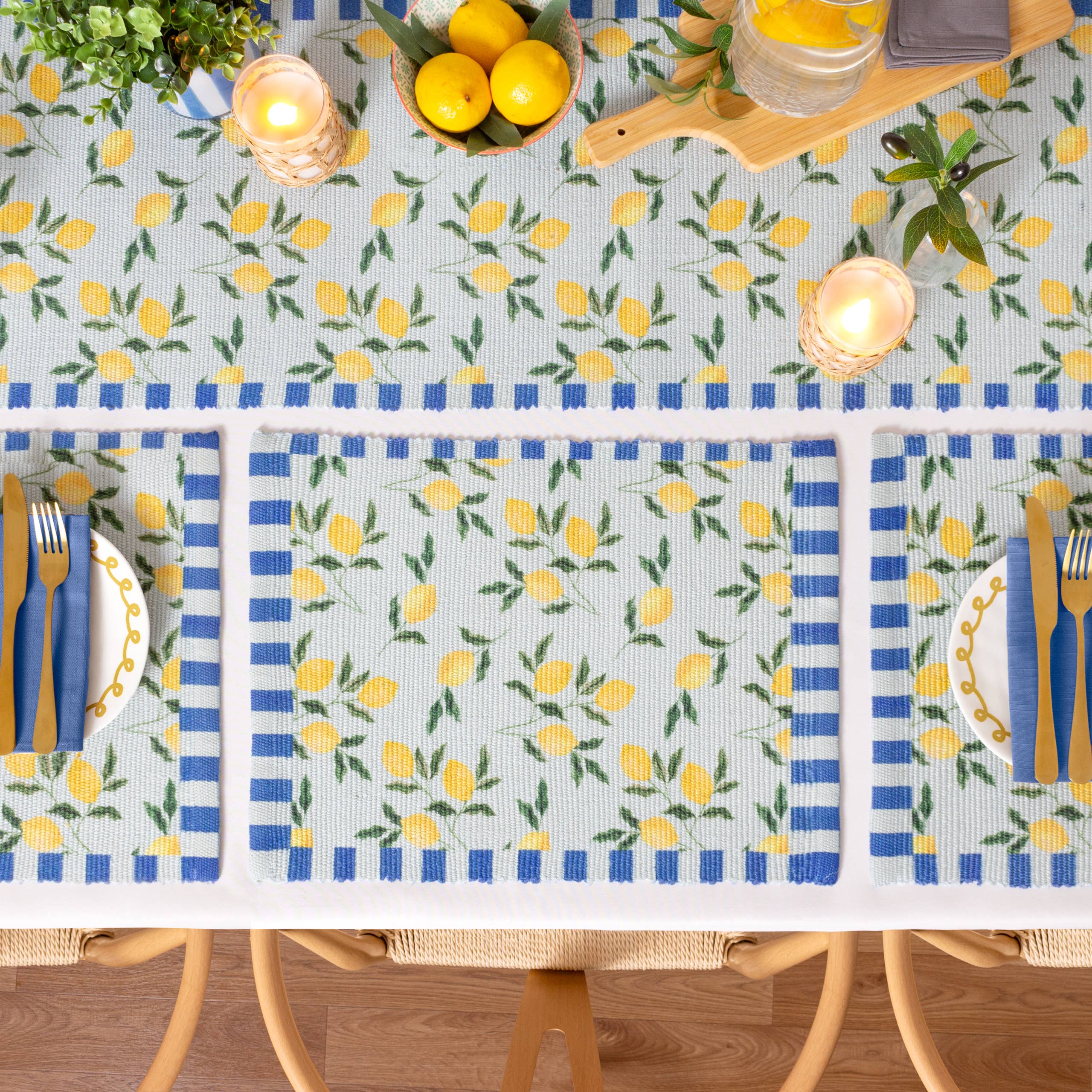 Chemin de table intérieur/extérieur aux citrons bleus: Bleu / 180 x 35 cm