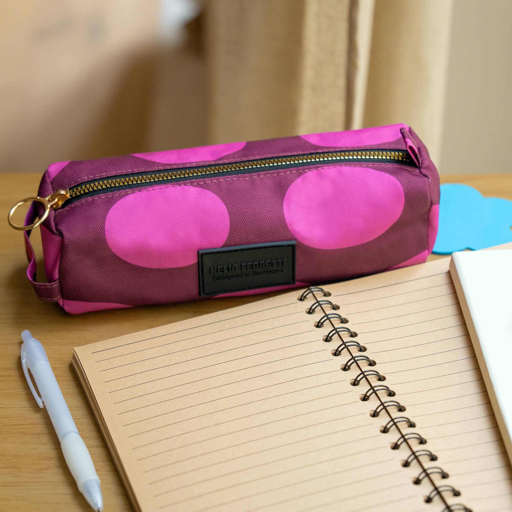 Trousse à crayons rose vin Helio Ferretti