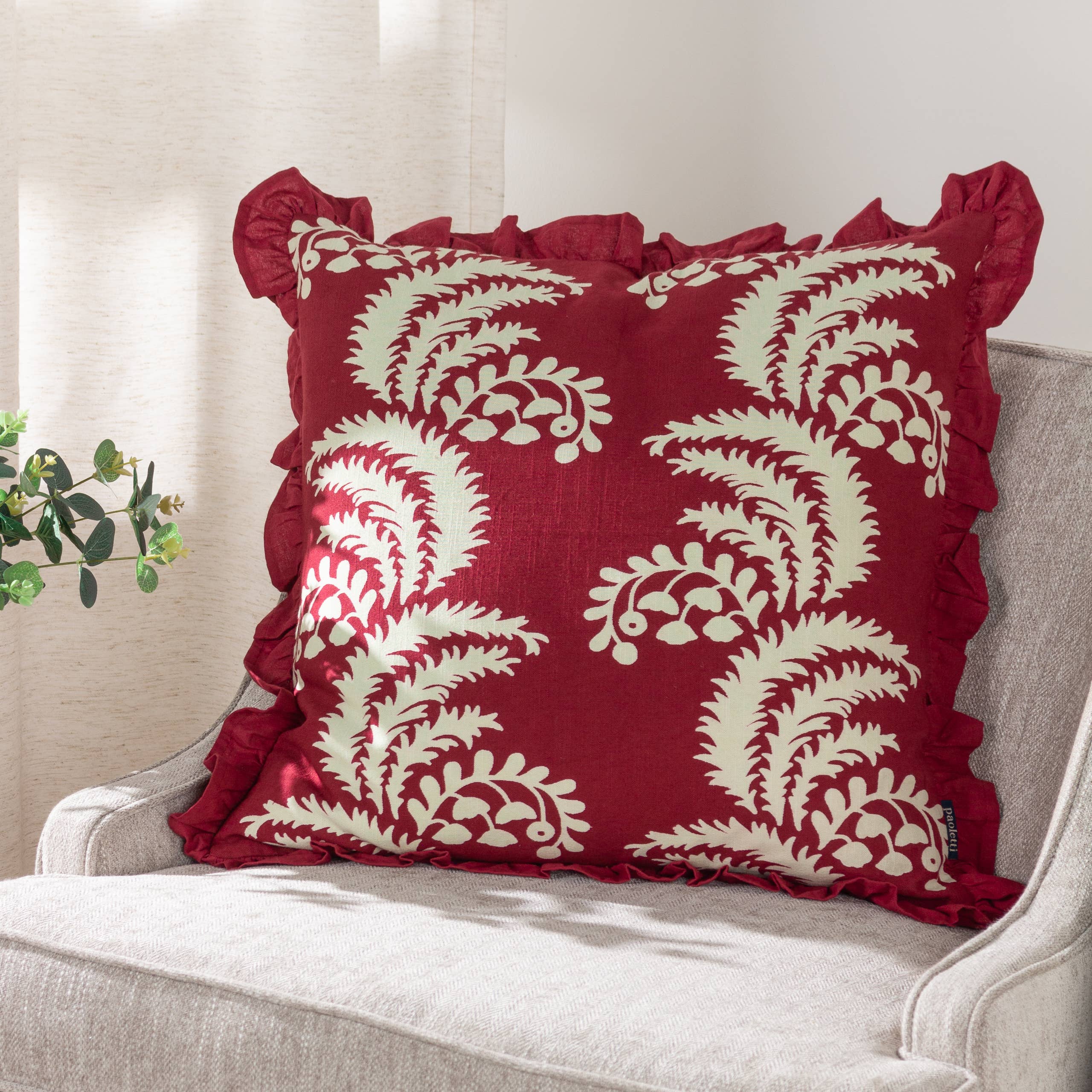 Coussin à franges plissées Montrose Redcurrent: Courant rouge / Garni en polyester / 50 x 50 cm