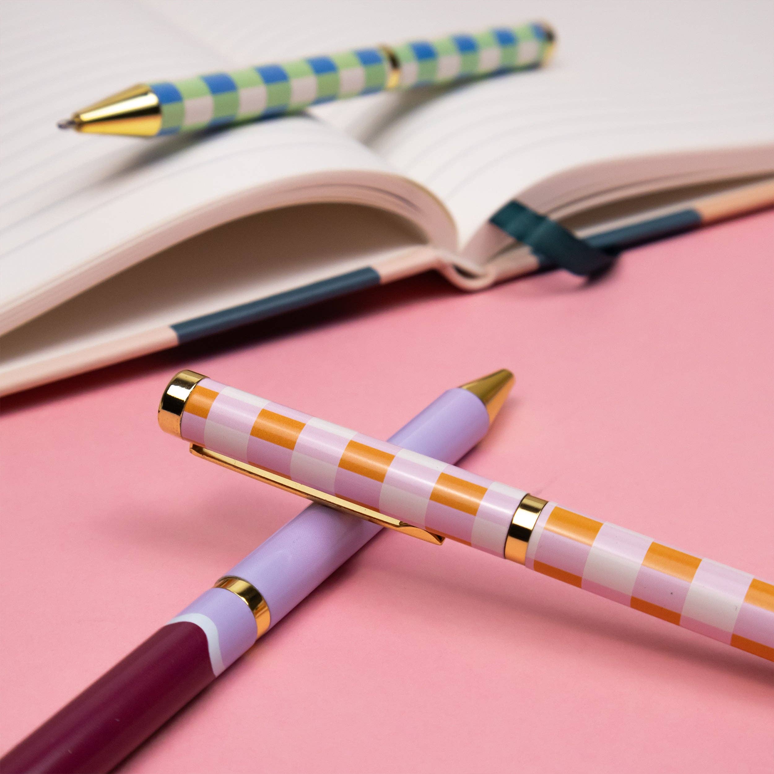 Ensemble de 5 stylos à bille designs variés Saje en boîte cadeau