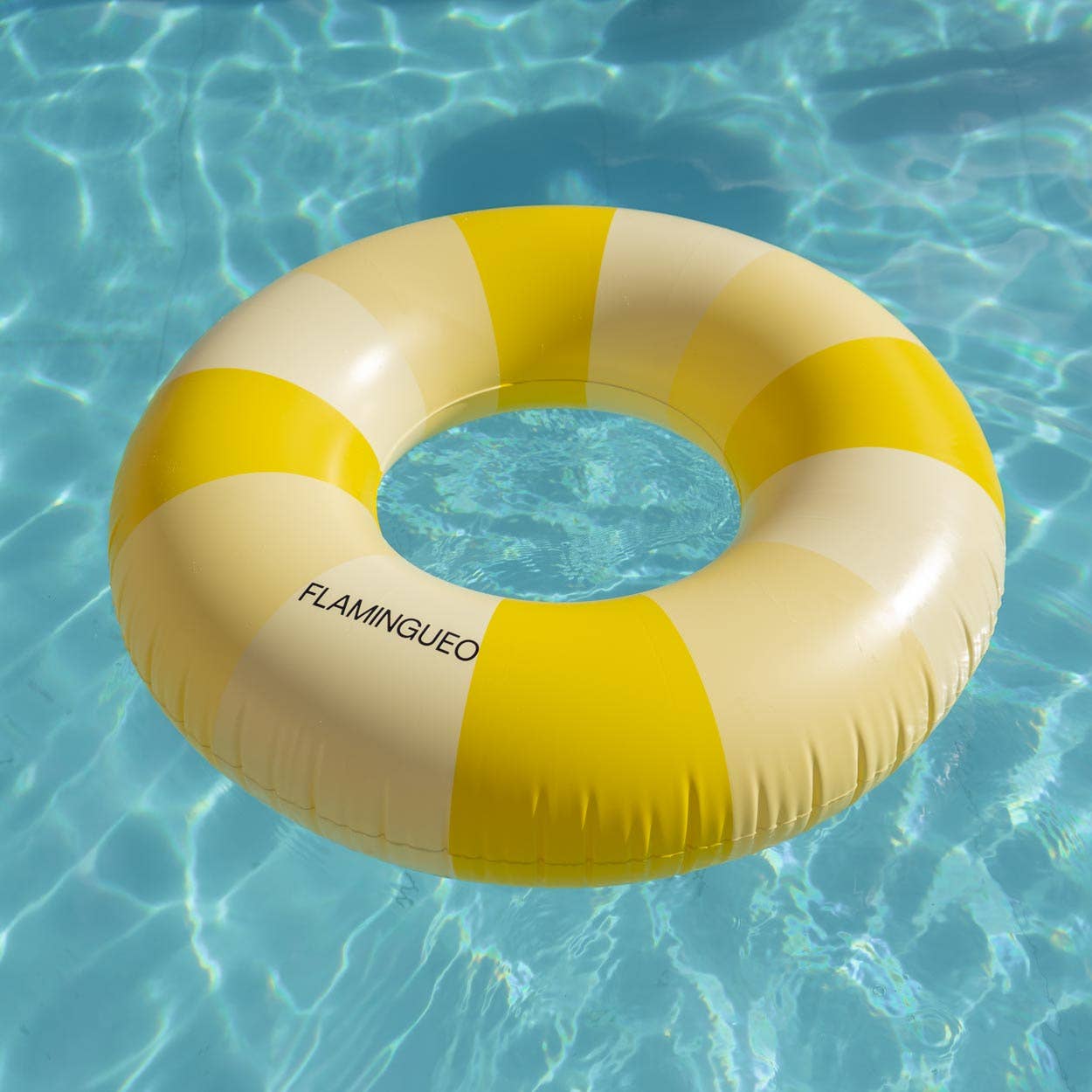 Bouée donut jaune pour piscine
