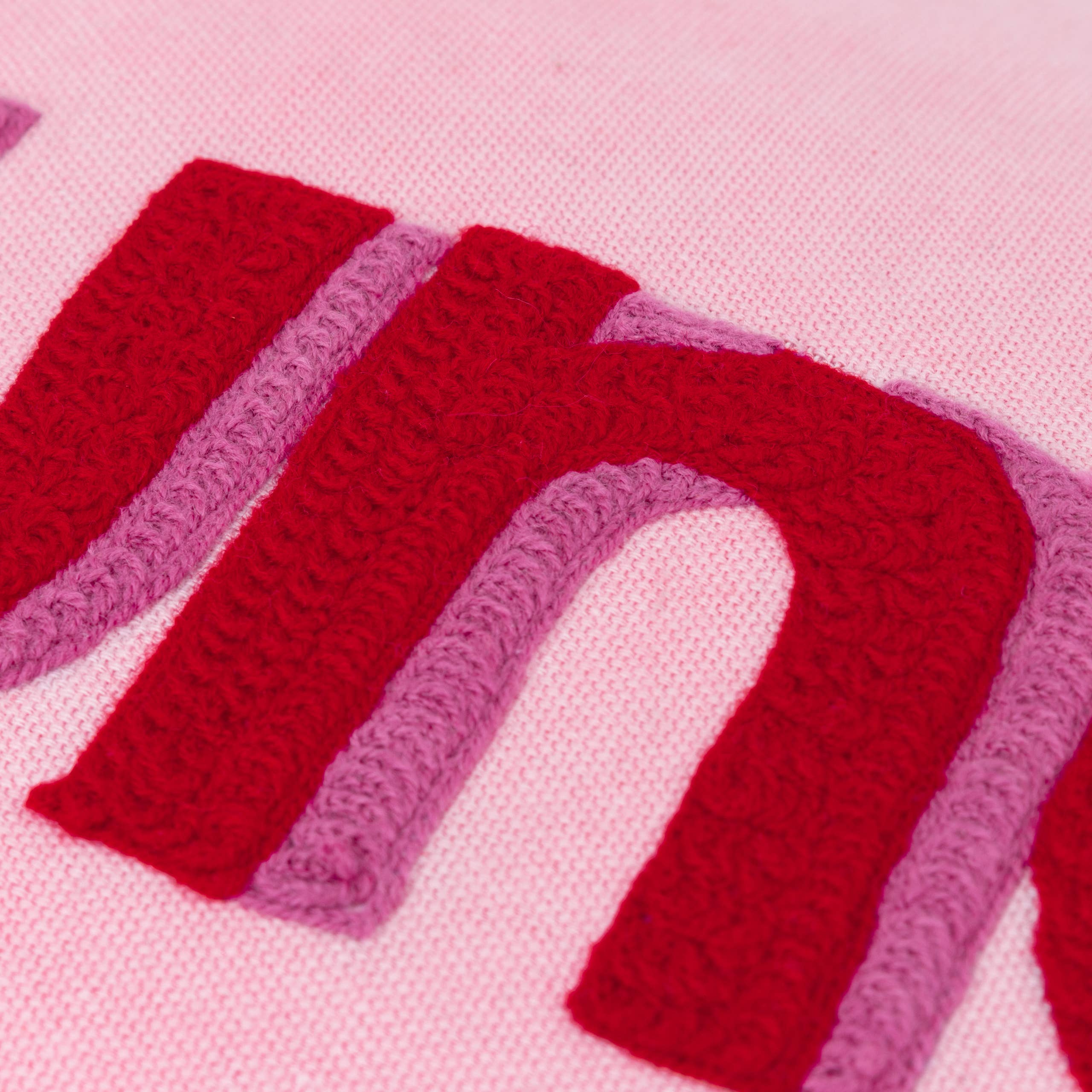 Coussin brodé Sunday rose: Rose / Garni en polyester / 30 x 50 cm