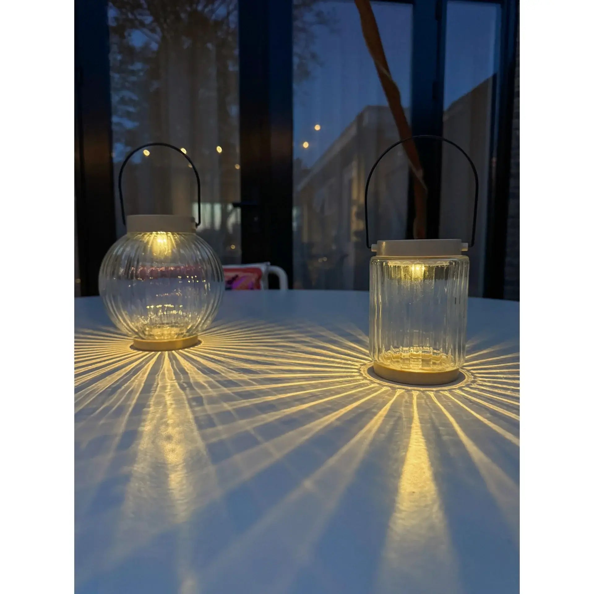Lanterne solaire 1 LED en verre – 8,5 x 12 cm – Terre