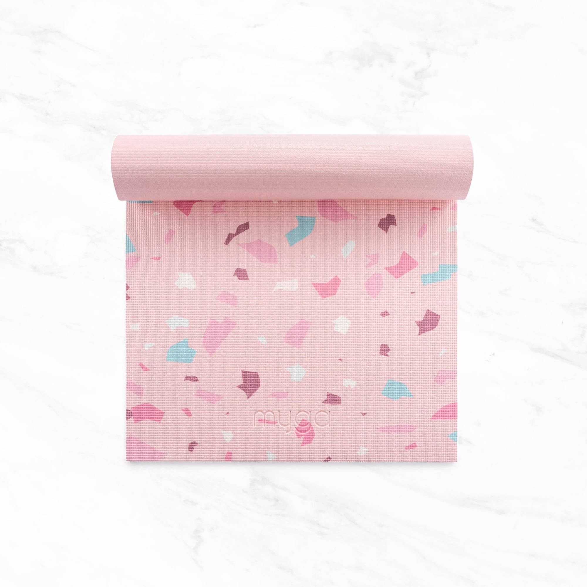Tapis de yoga imprimés – disponibles en 8 designs magnifiques: Terrazzo