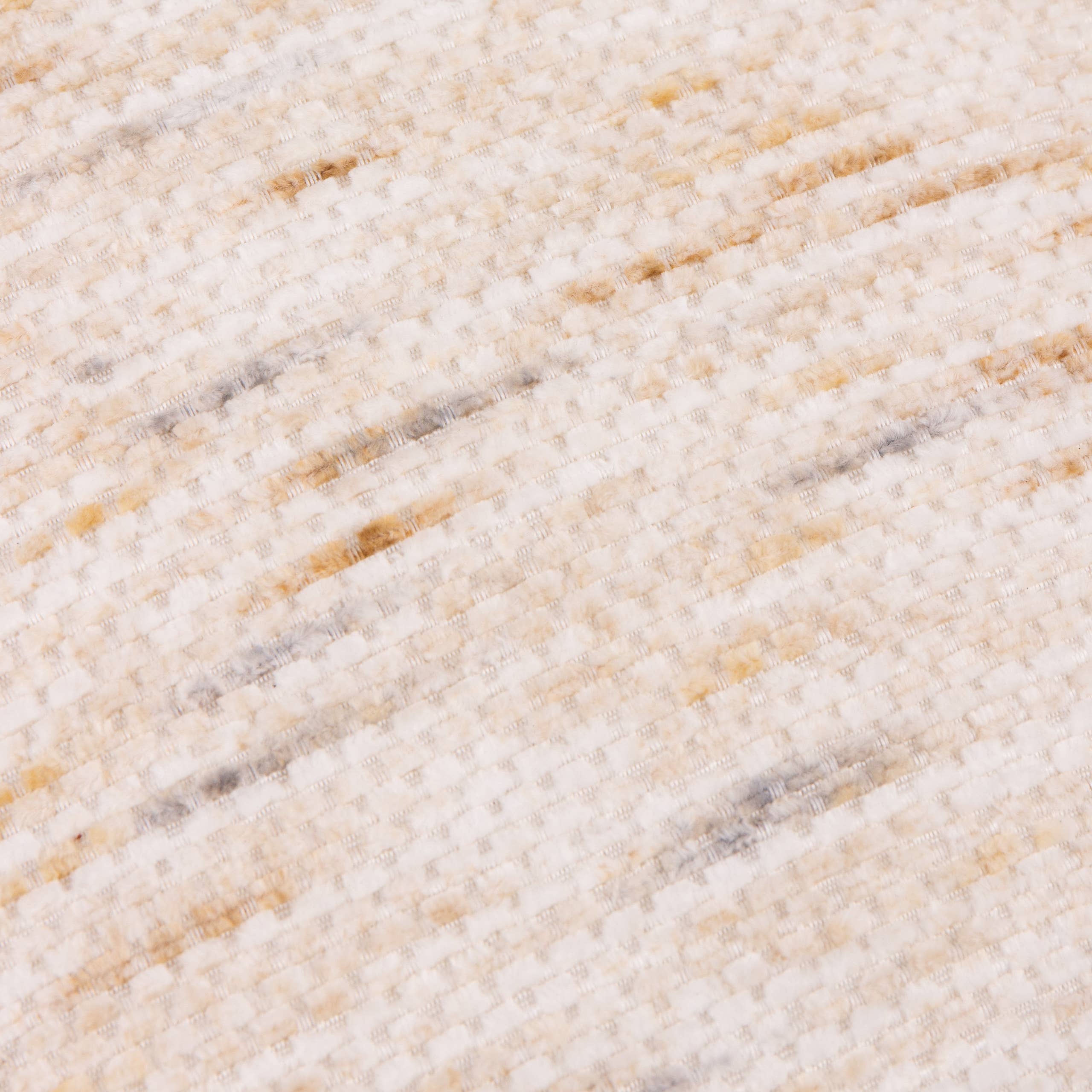 Coussin Chenille Malvern Naturel: Naturel / Garni en polyester / 45 x 45 cm