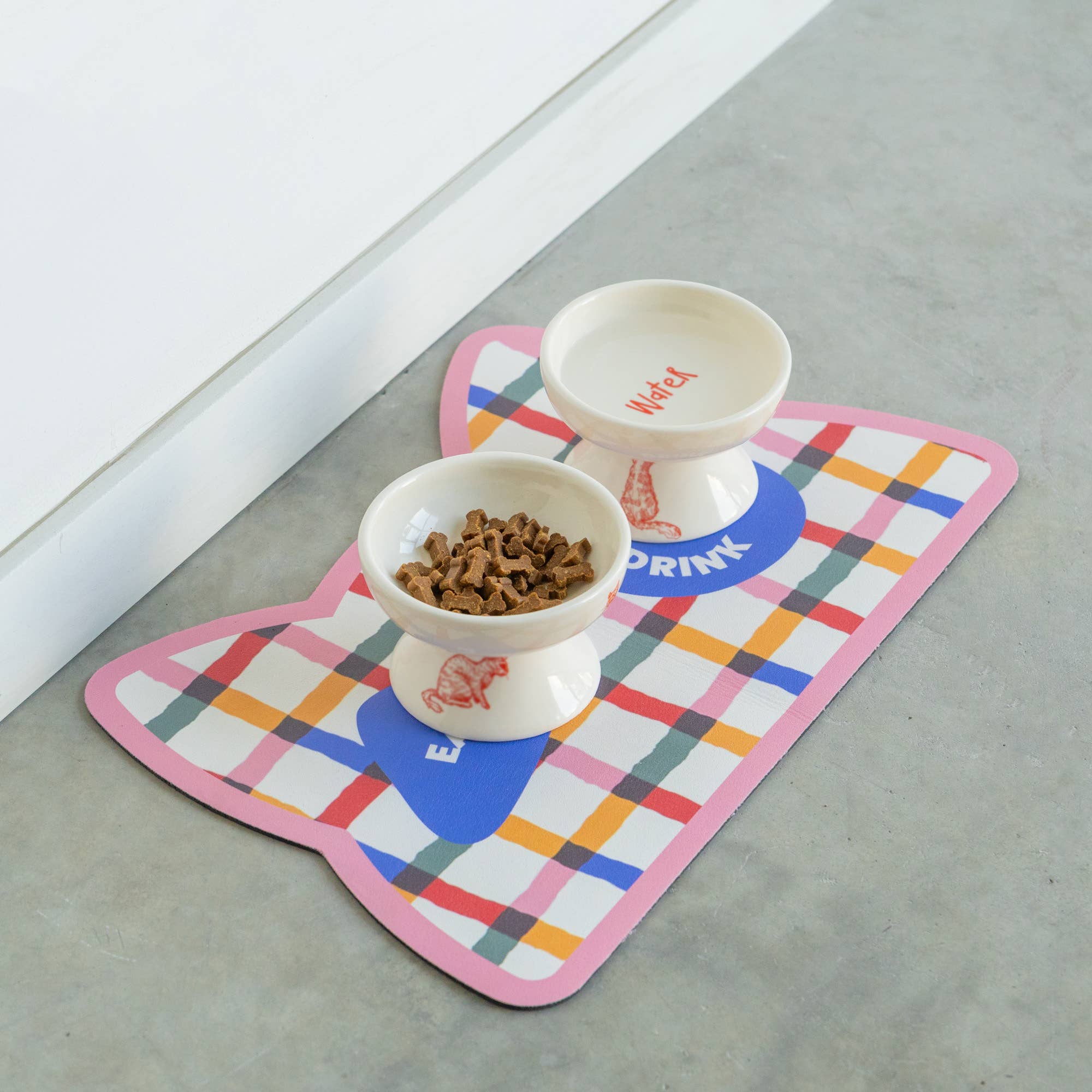 TAPIS ABSORBANT RAYÉ POUR GAMELLE DE CHAT HF