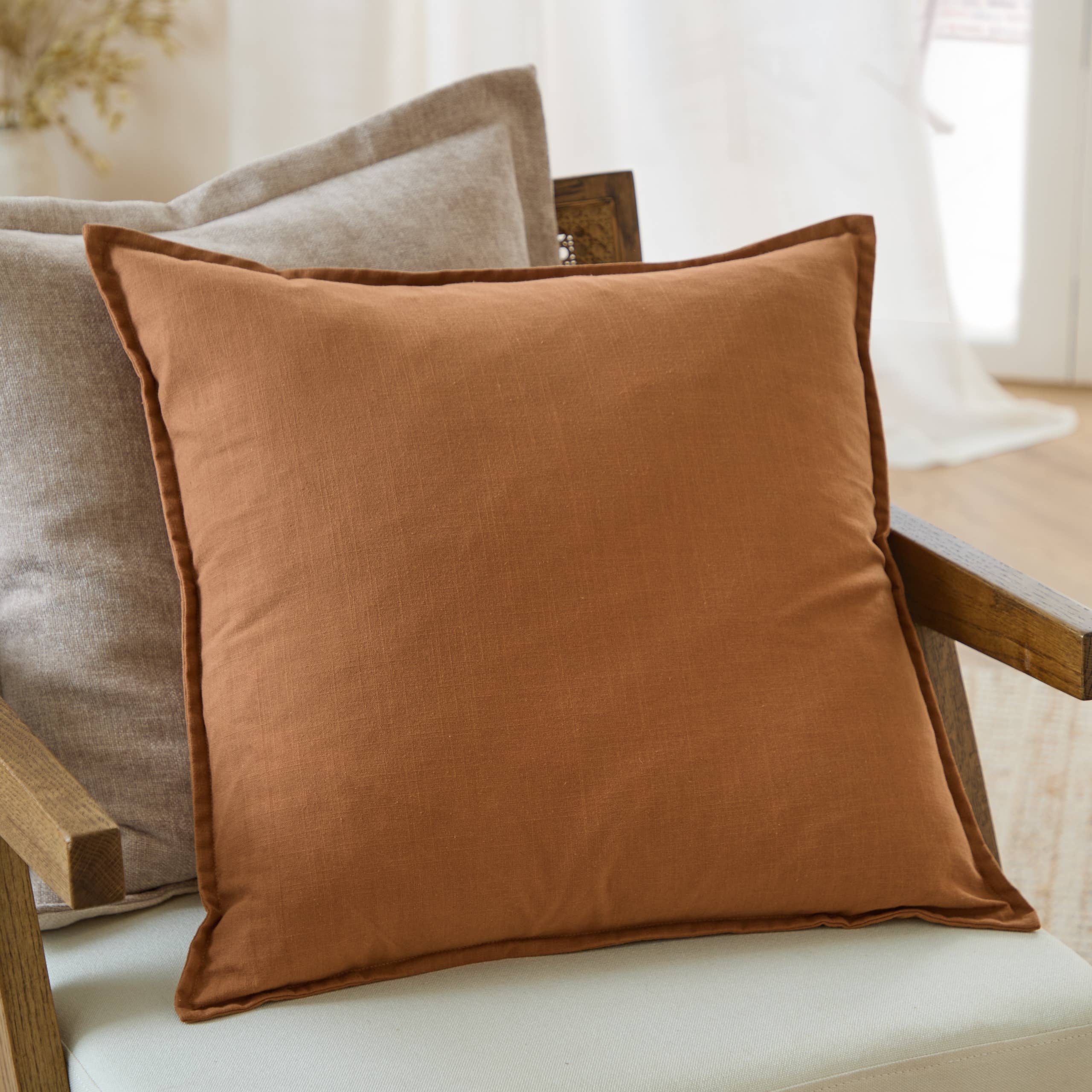 Coussin en coton flammé Toffee: Toffee / Polyester Filled / 50 x 50cm